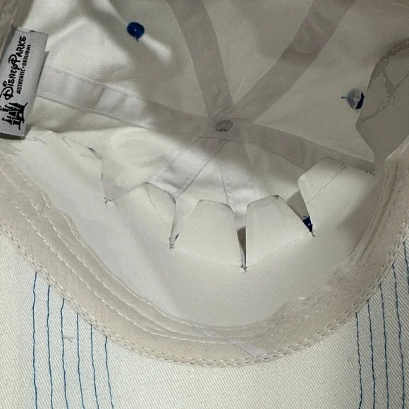 Disney White and Blue Vacation Club Member Hat - Picture 5 of 7